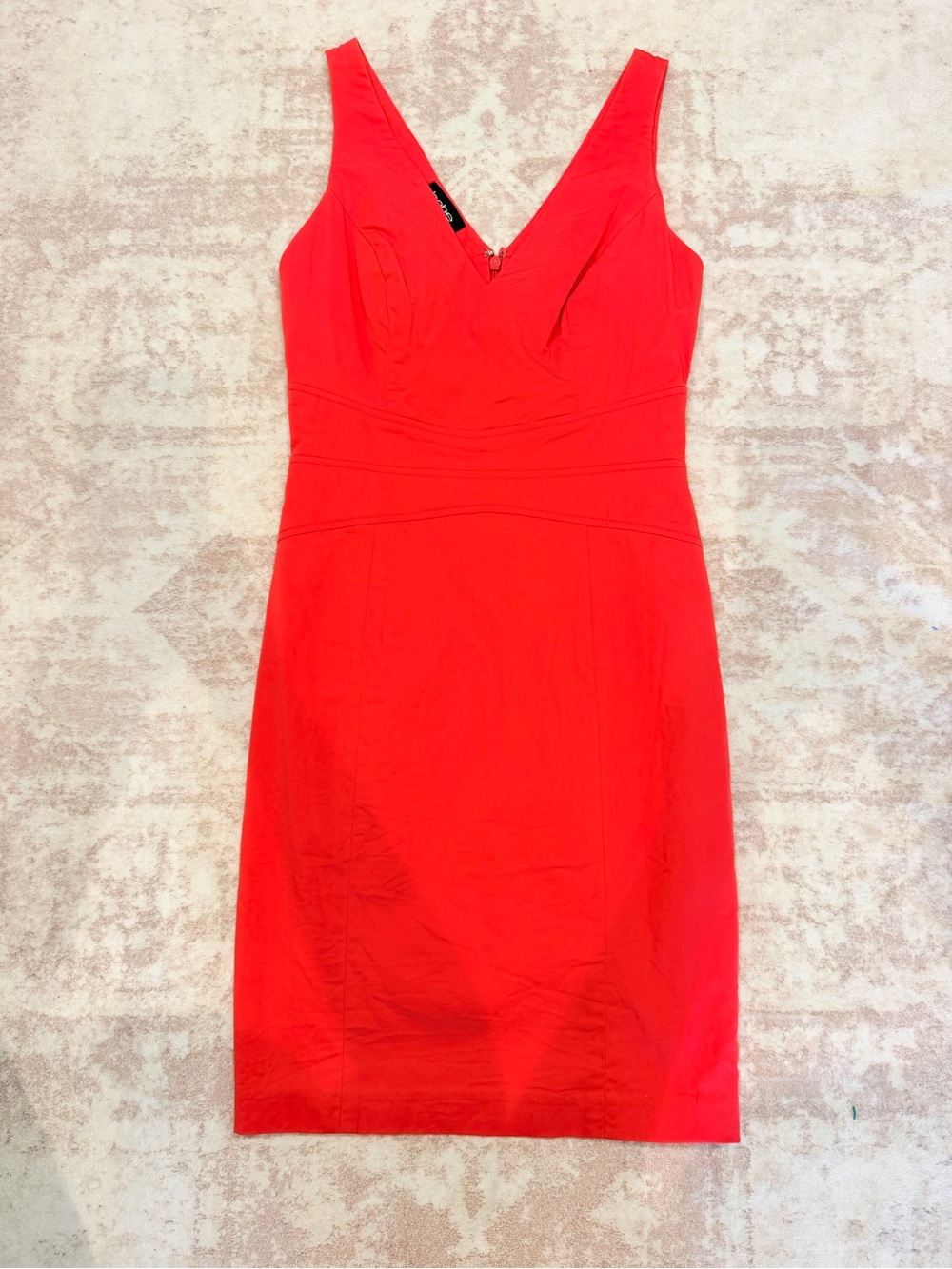 bebe Red V-Neck Sleeveless Sheath Dress
